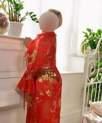 Приглашу к себе щедрого и воспитанного мужчину для неформального общения и ярких встреч. Гарантия конфиденциальности и настоящих эмоций. Звони, не стесняйся! 15744, 41 год